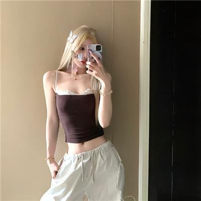 八面玲珑的申小姐 海报